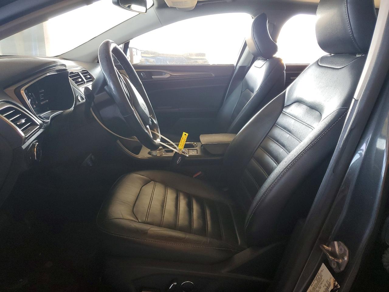 Ford Fusion Se Hybrid