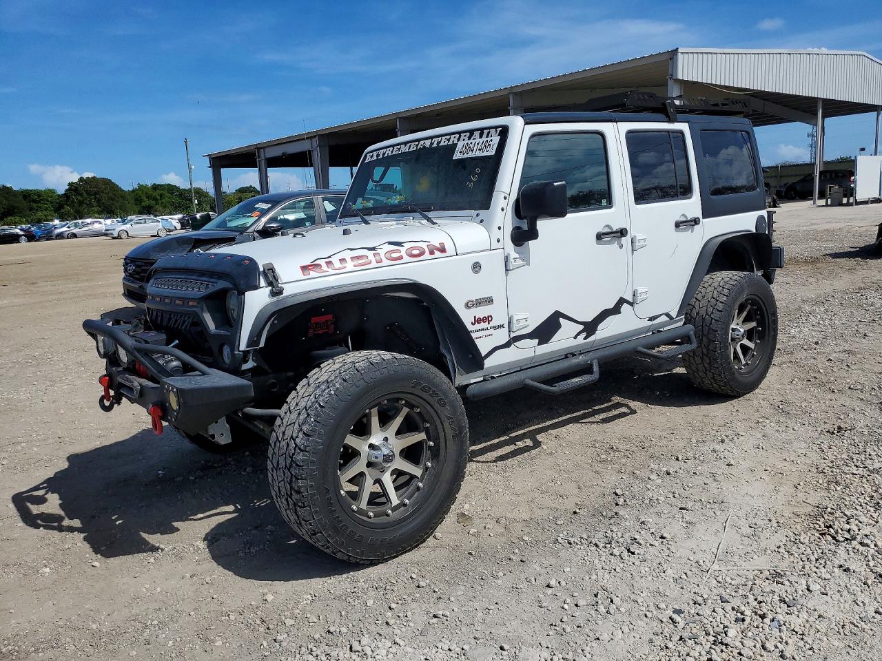 Salvage Jeep Wrangler Image