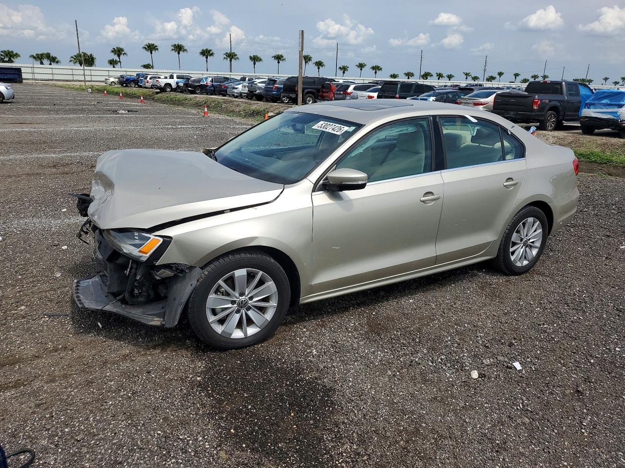 Salvage Volkswagen Jetta Image