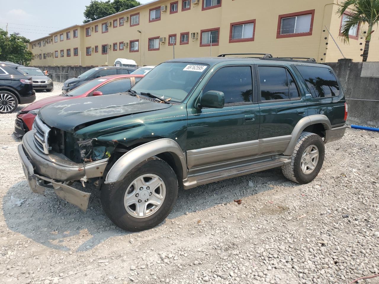 Salvage Toyota 4Runner Image