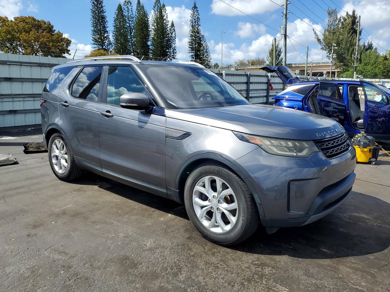 Land Rover Discovery Se