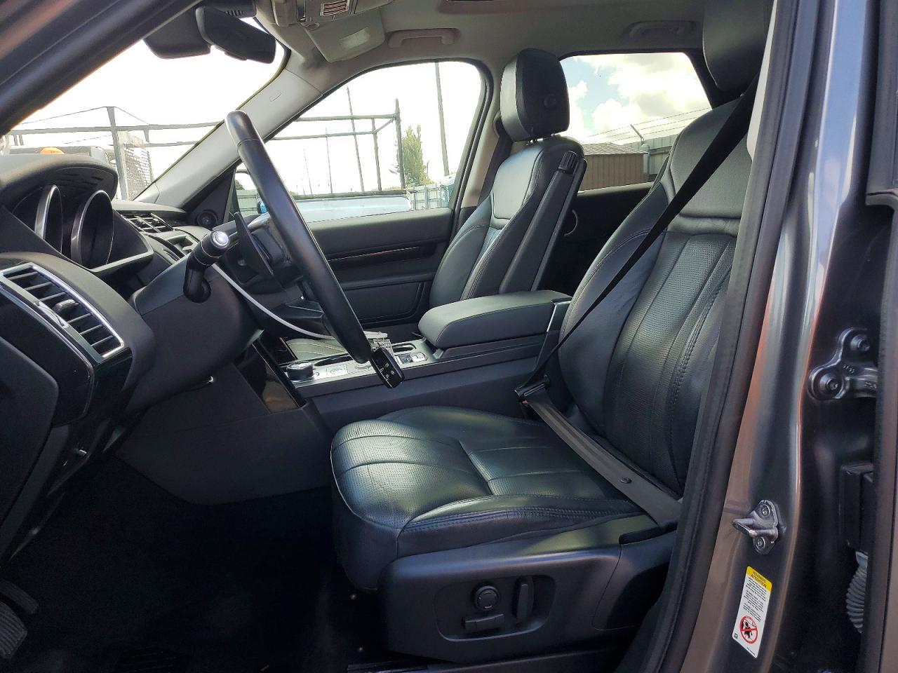 Land Rover Discovery Se