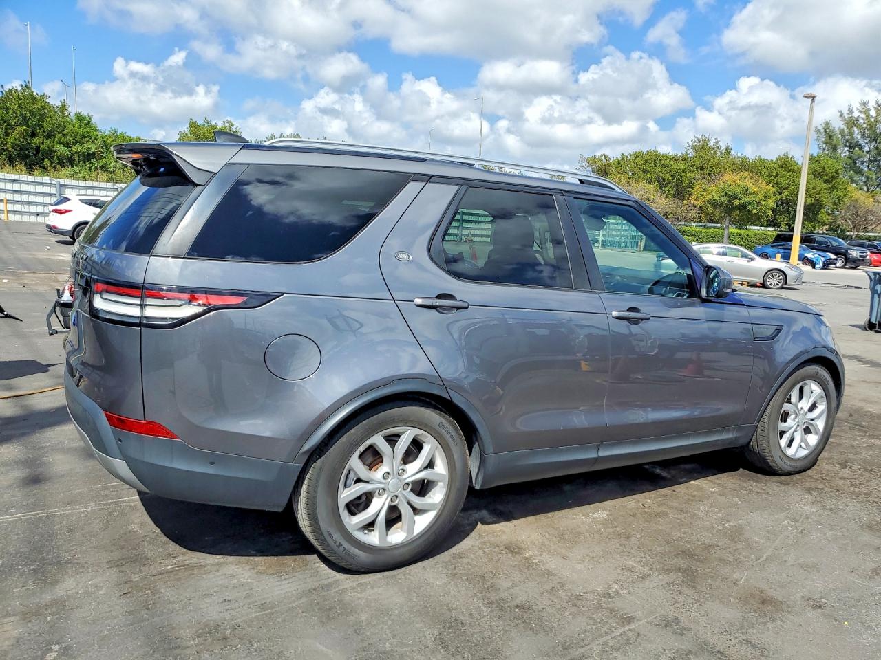 Land Rover Discovery Se