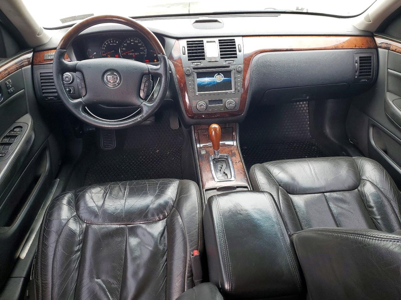 Cadillac DTS Premium Collection