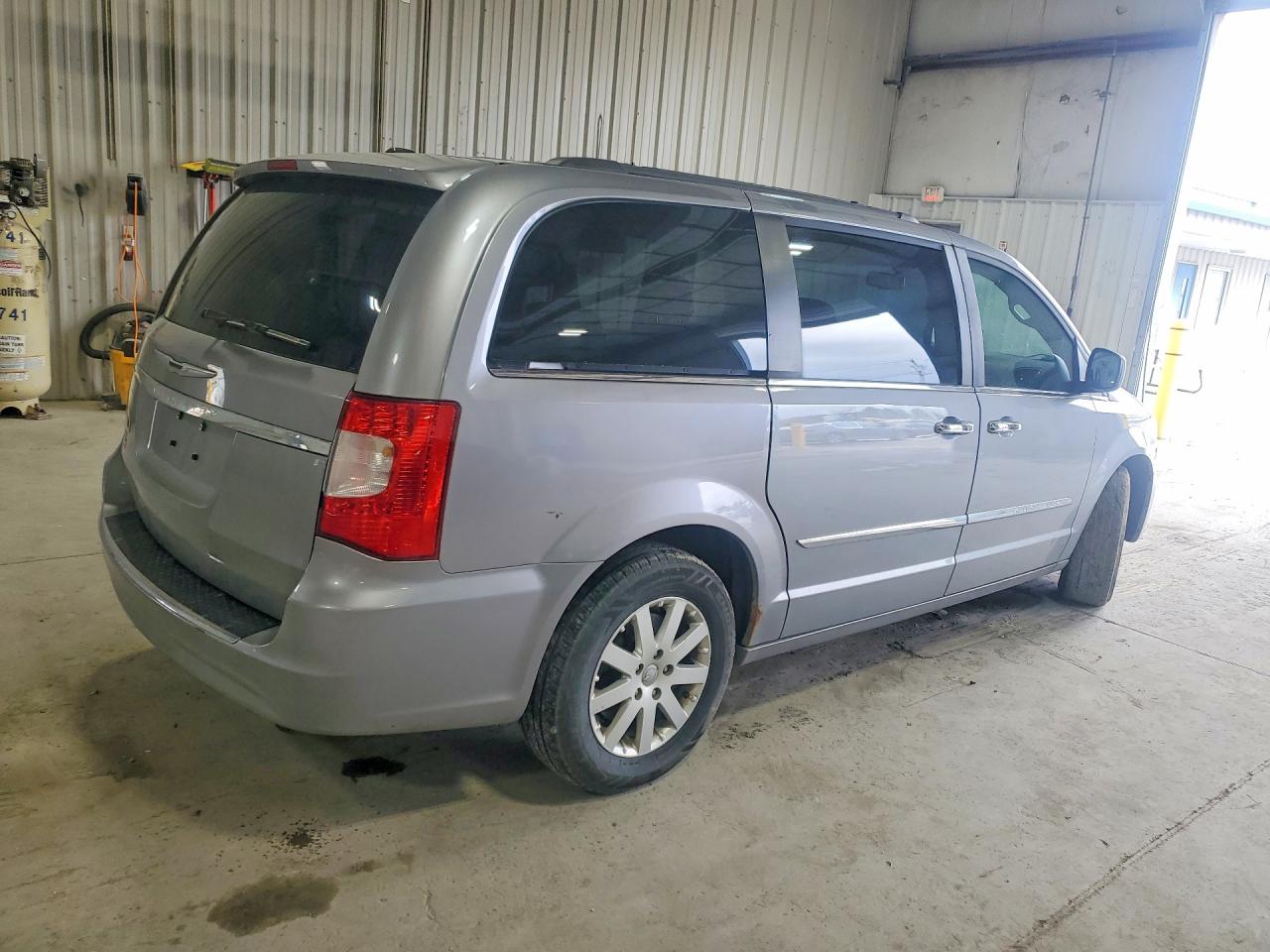 Chrysler Minivan Touring