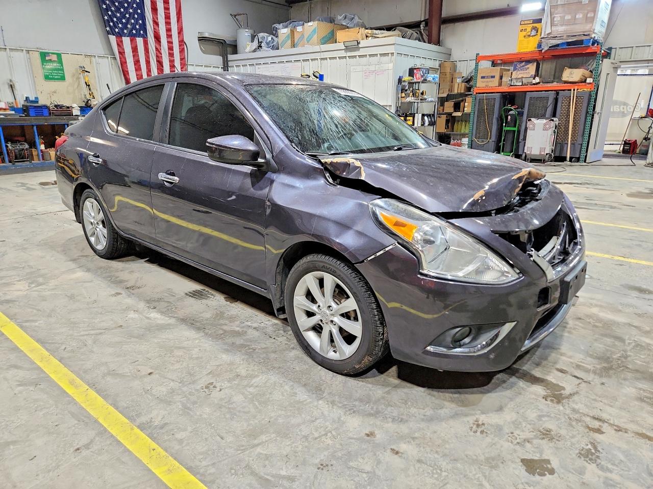 Nissan Versa S