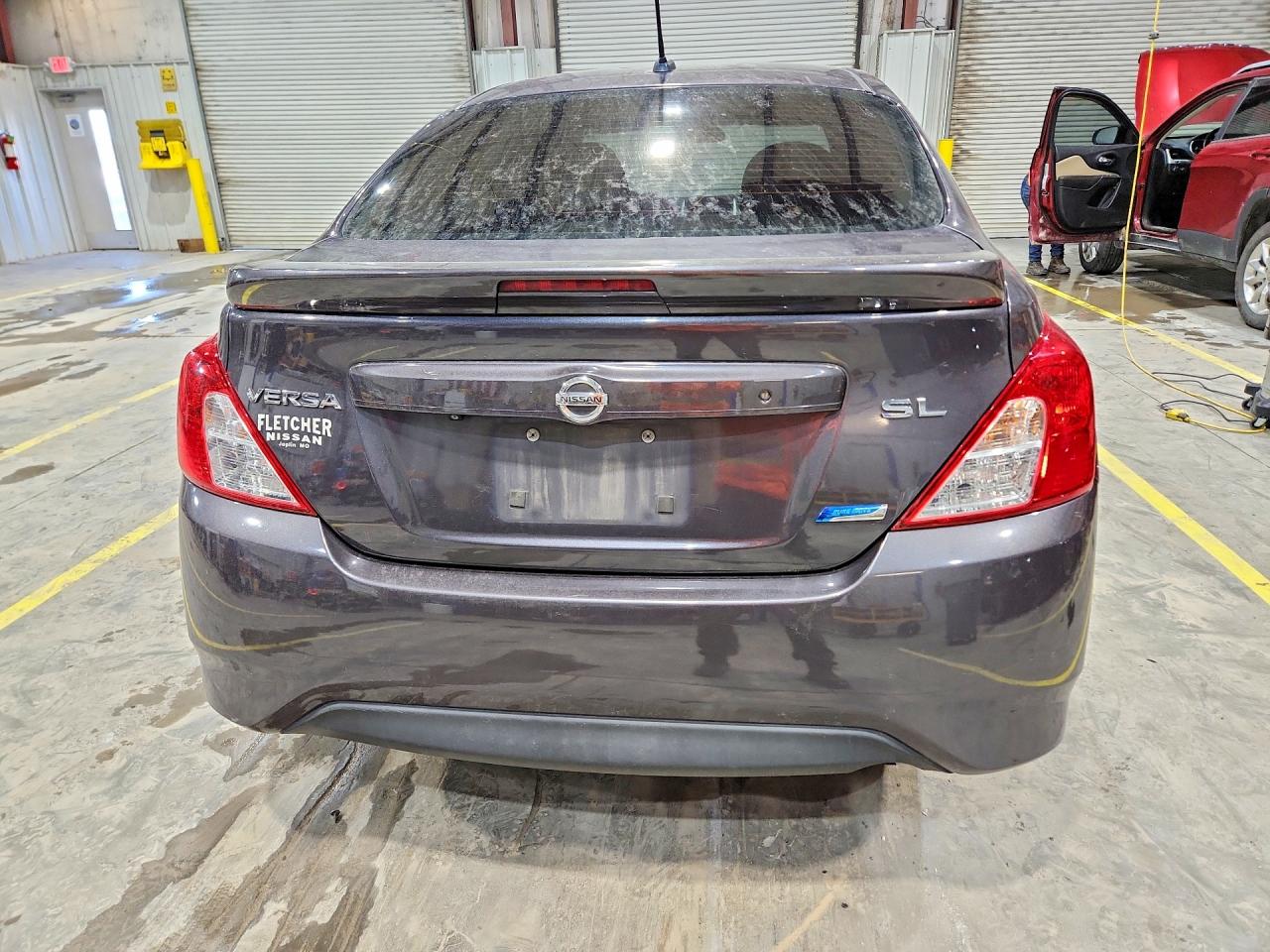 Nissan Versa S