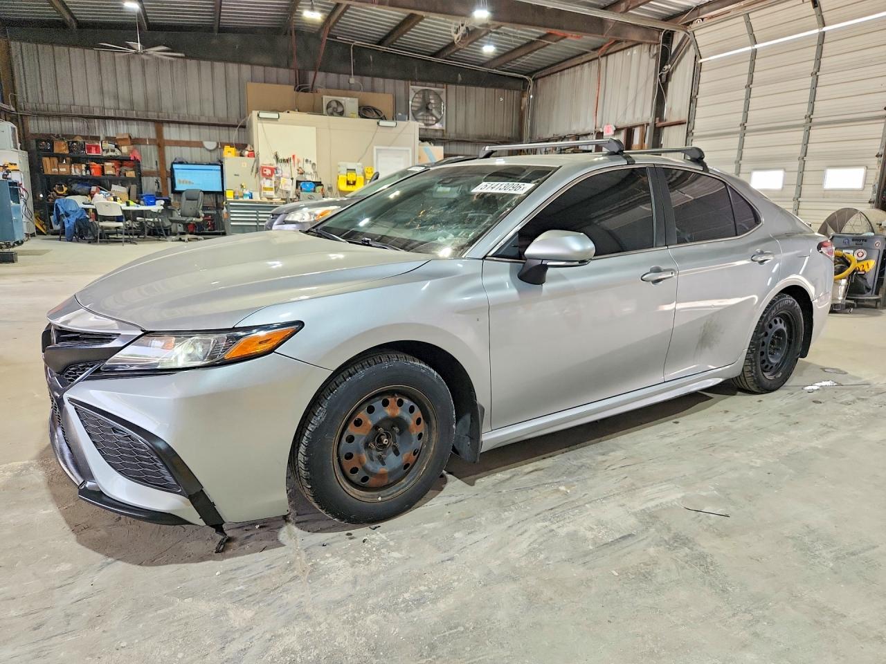 Salvage Toyota Camry Image