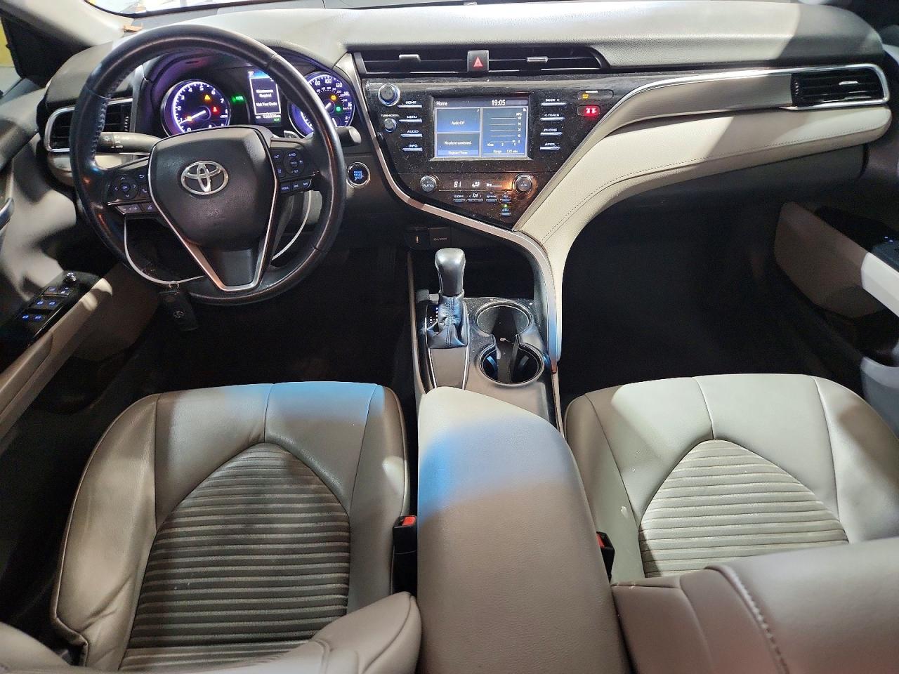 Toyota Camry Se