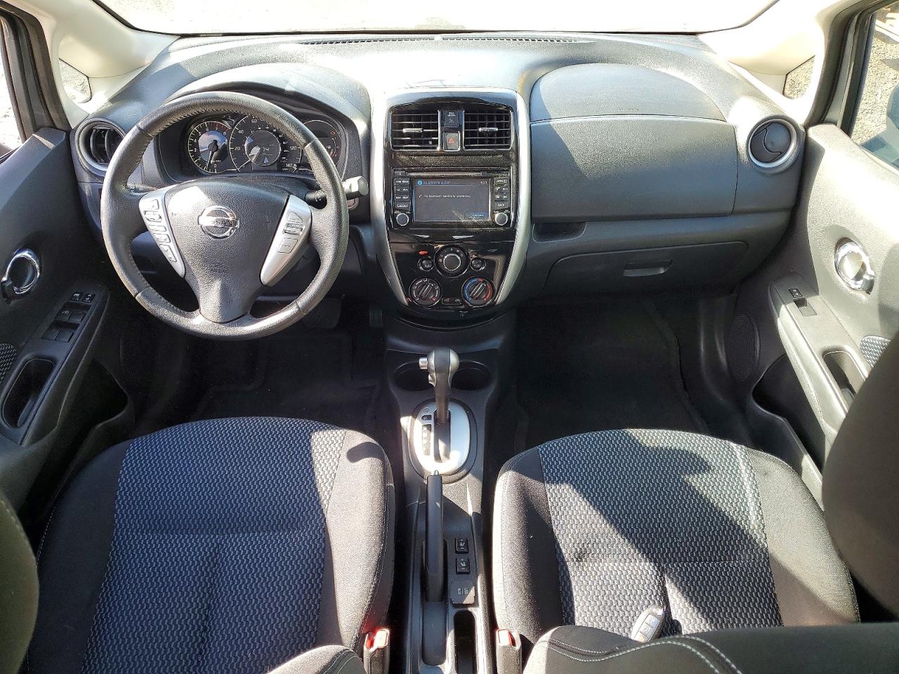 Nissan Versa S