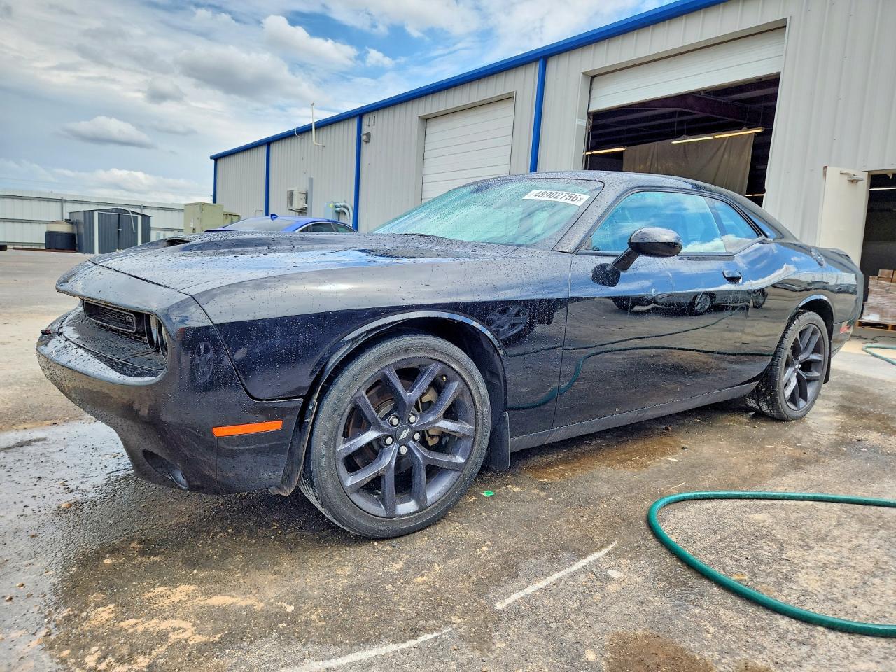 Salvage Dodge Challenger Image
