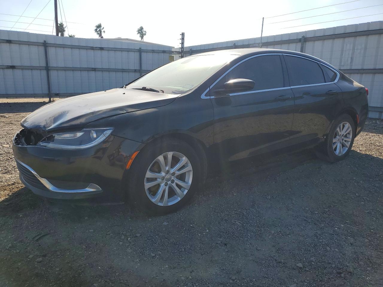 Salvage Chrysler 200 Image