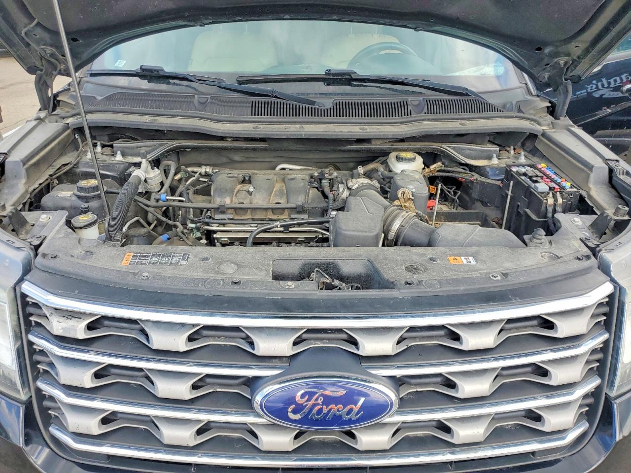 Ford Explorer Xlt