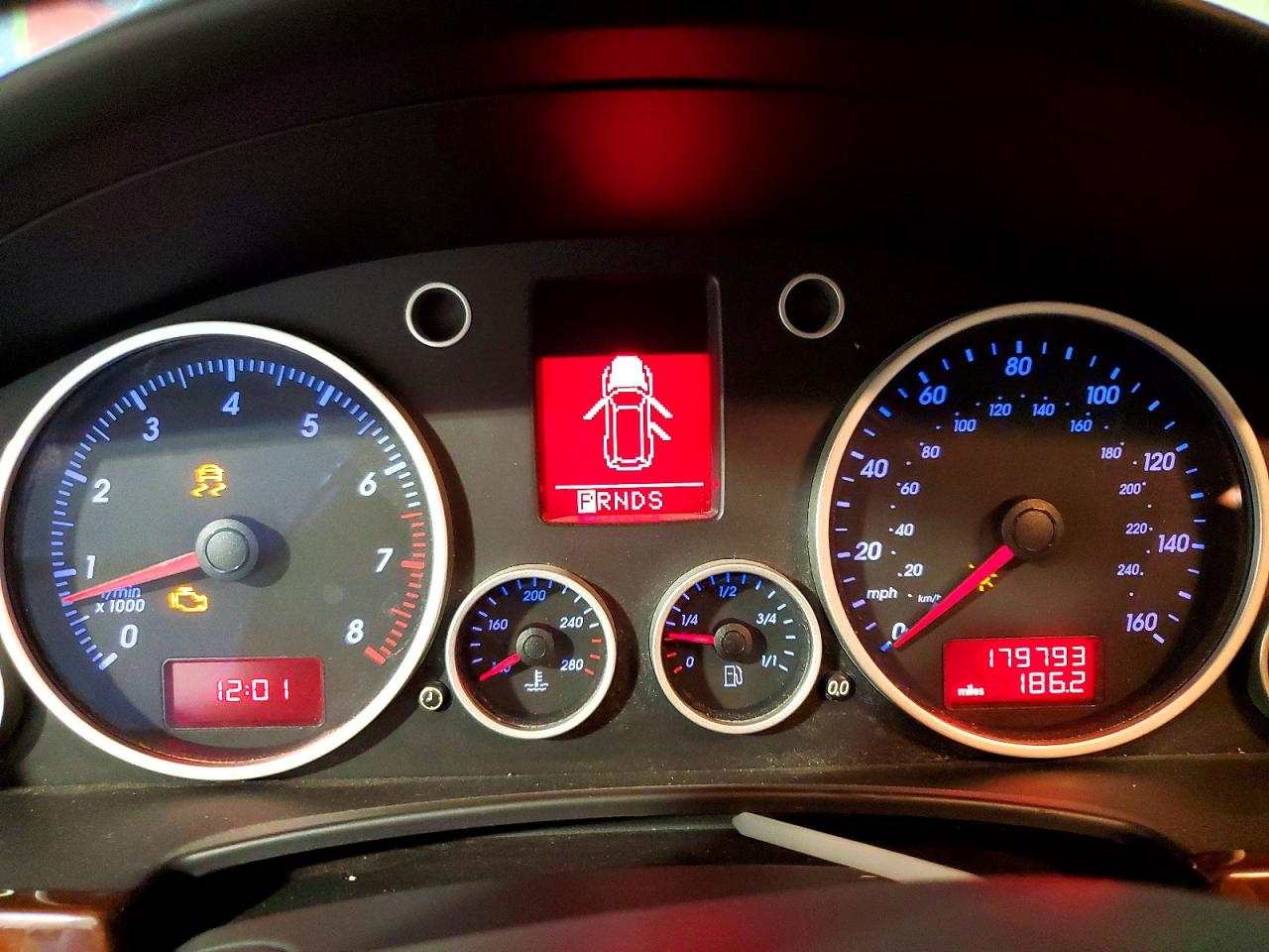 Volkswagen Touareg V8