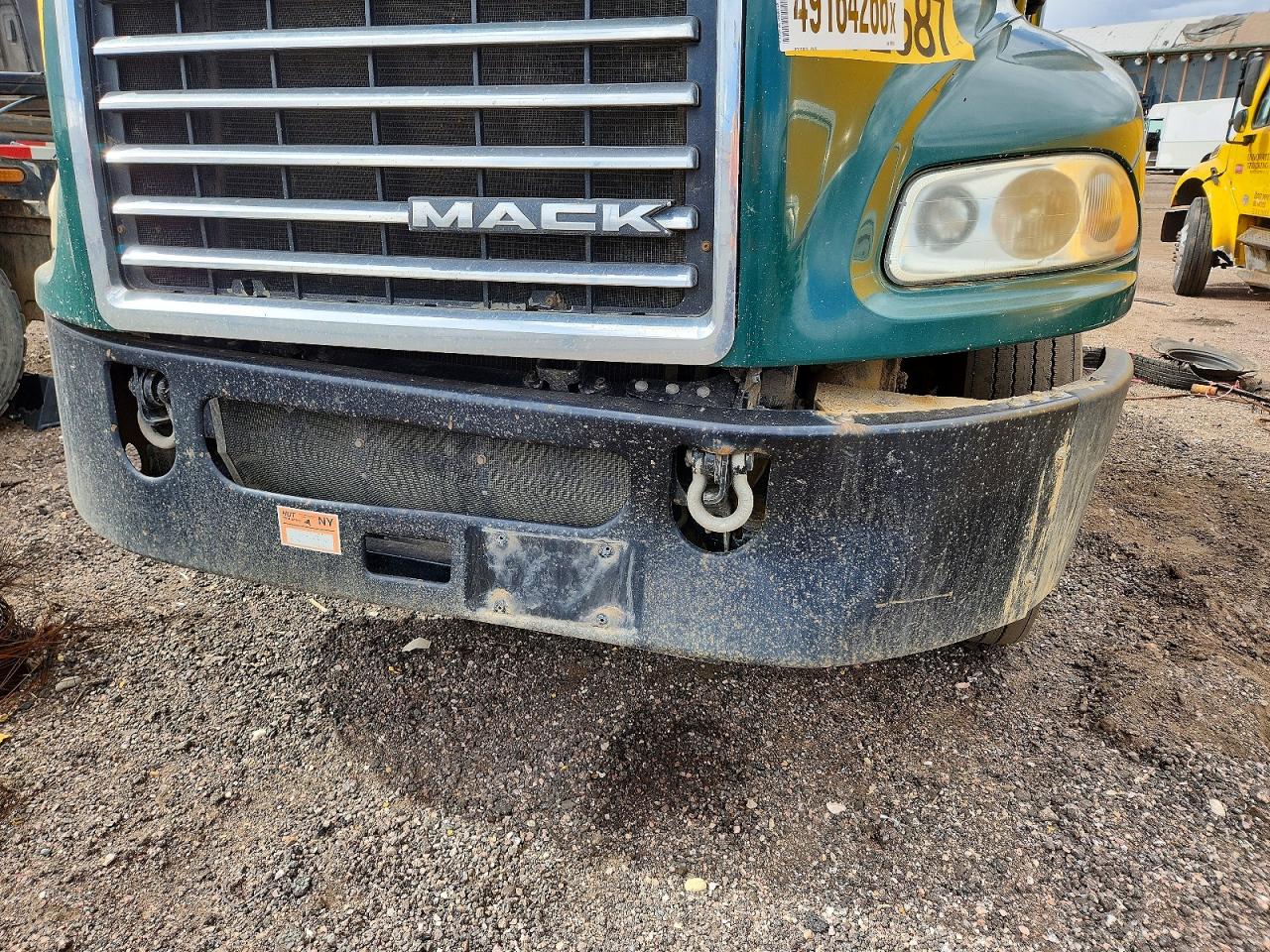 Mack Cxu613