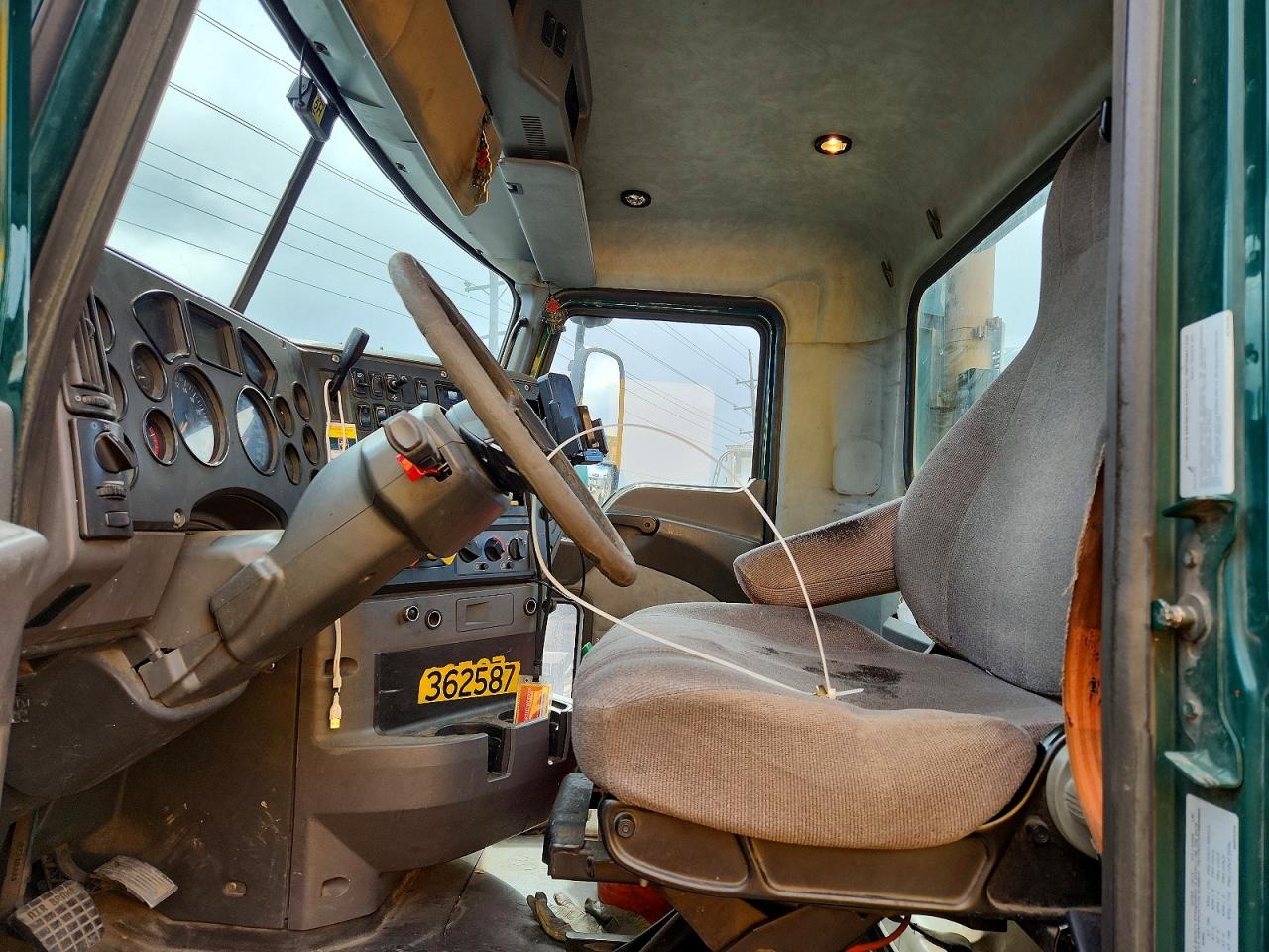 Mack Cxu613