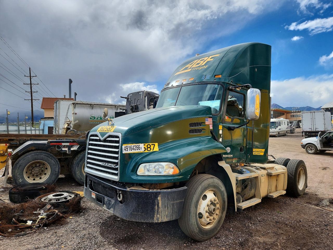 Mack Cxu613