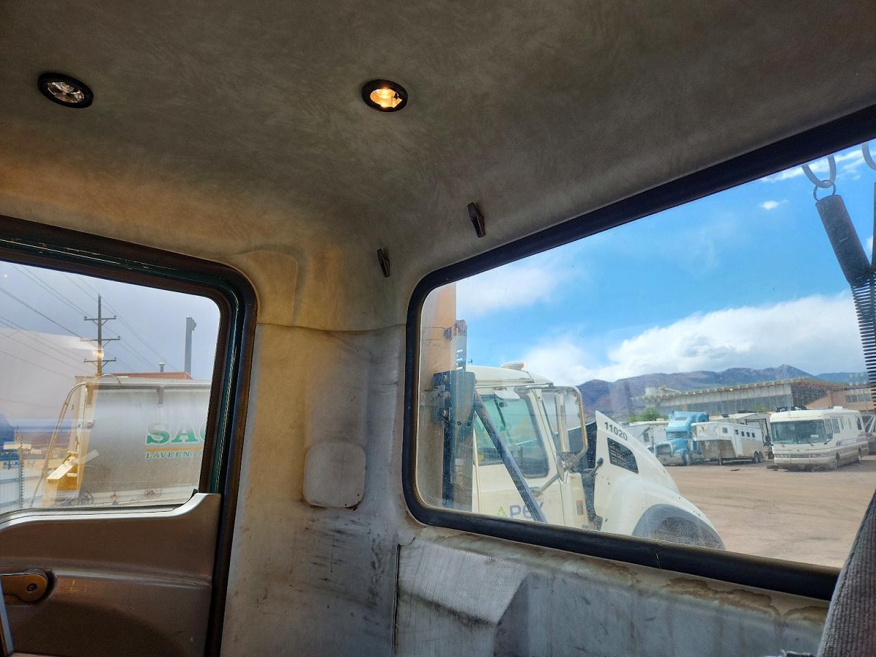 Mack Cxu613