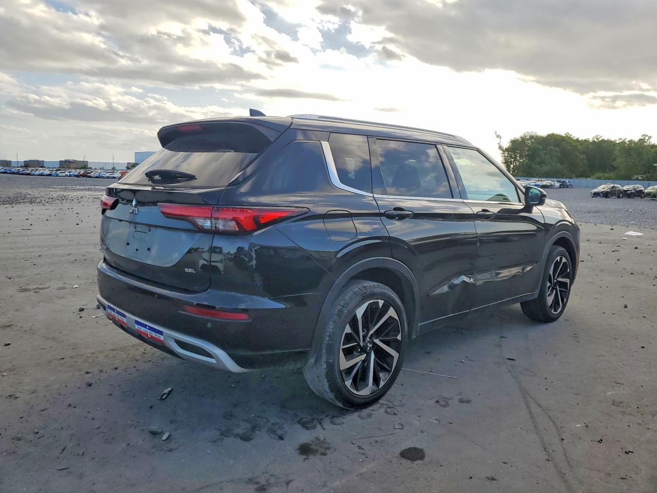 Mitsubishi Outlander Sel