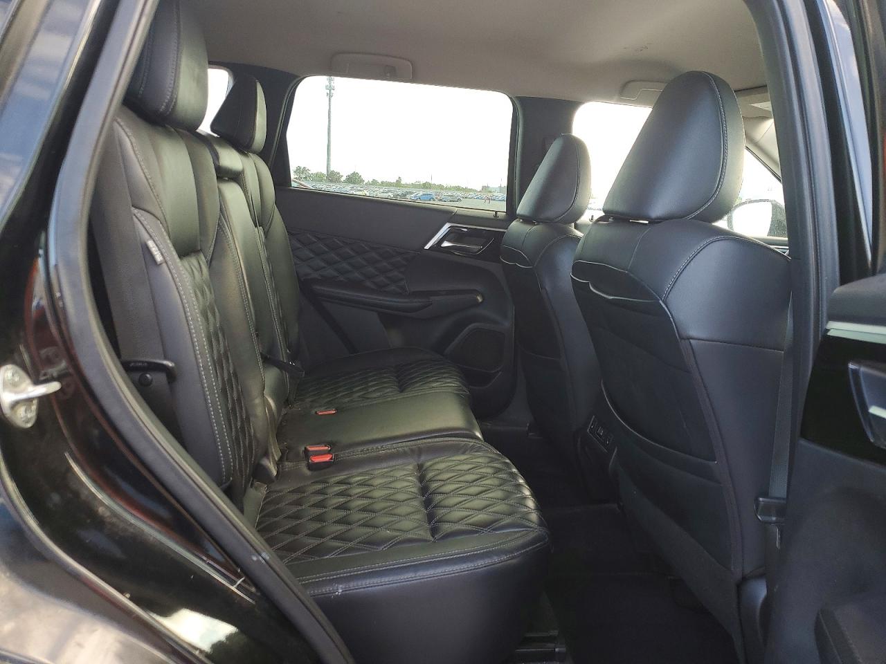 Mitsubishi Outlander Sel