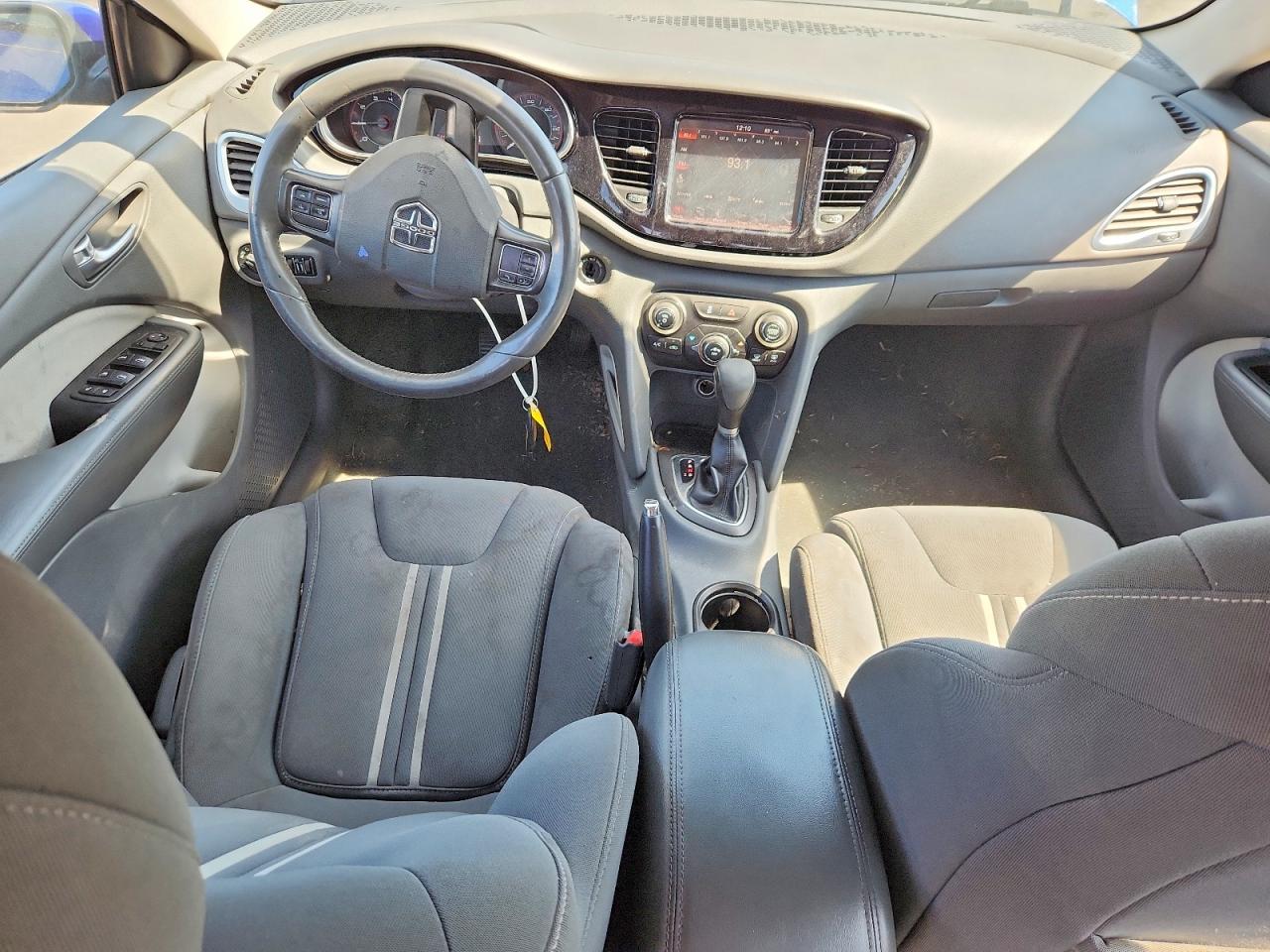 Dodge Dart Sxt
