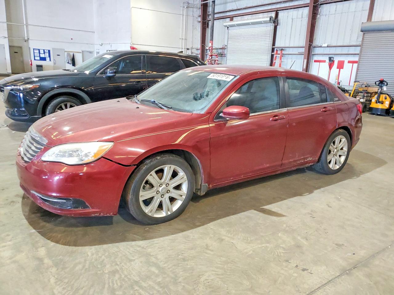 Salvage Chrysler 200 Image