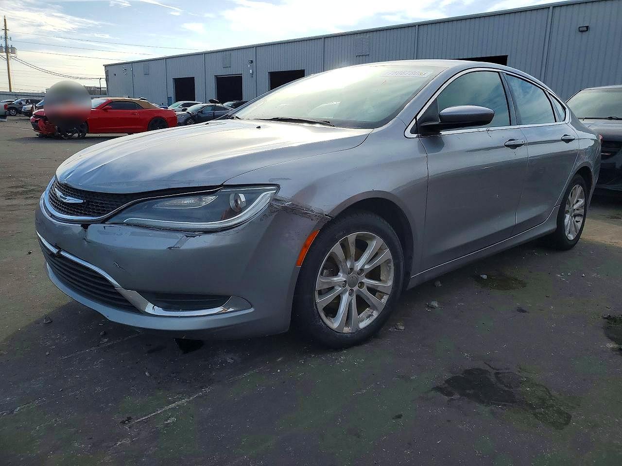 Salvage Chrysler 200 Image