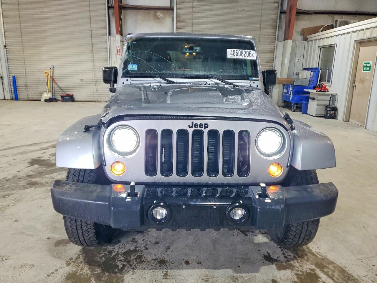 Jeep Wrangler Sahara
