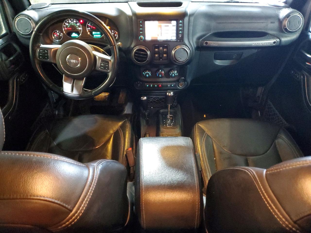 Jeep Wrangler Sahara