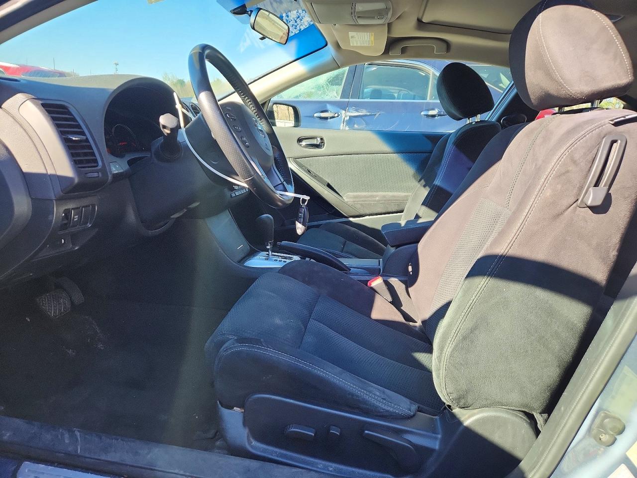Nissan Altima S