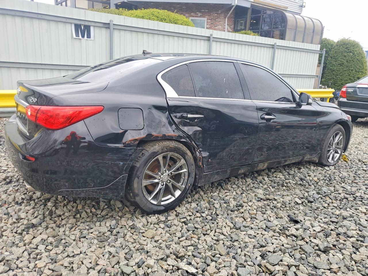 INFINITI Q50 3.0t Signature Edition