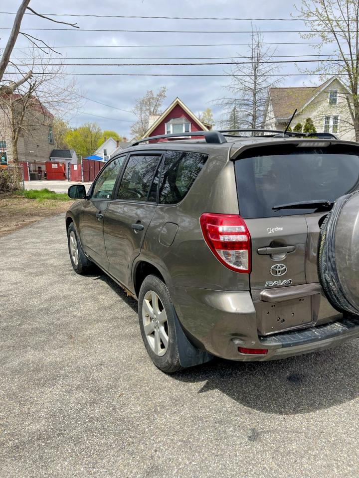 Toyota RAV4 Base