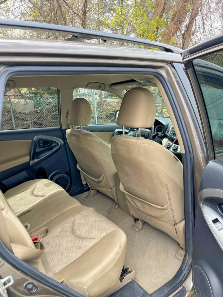Toyota RAV4 Base