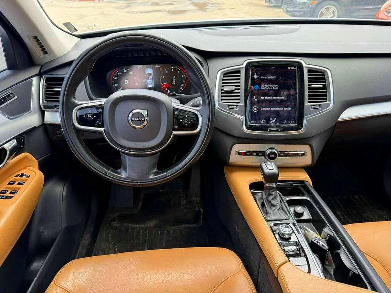 Volvo XC90 T5