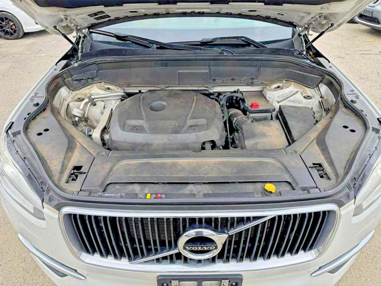 Volvo XC90 T5