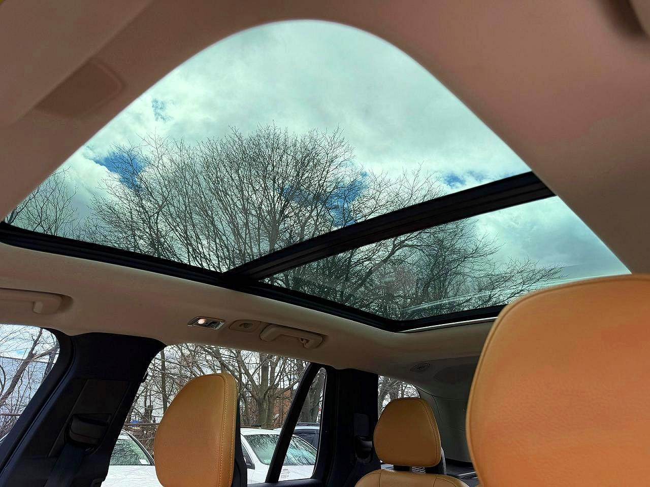 Volvo XC90 T5
