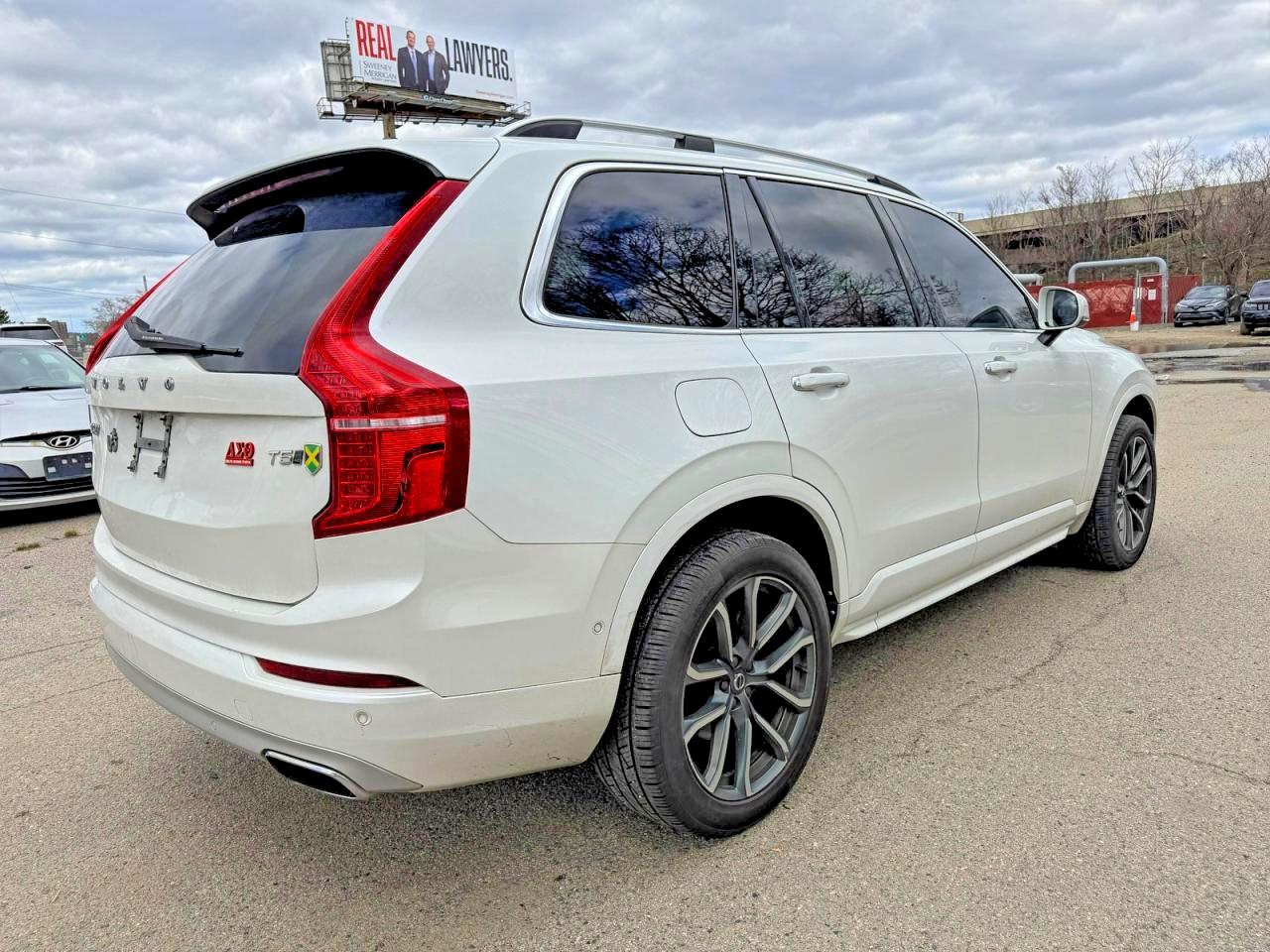 Volvo XC90 T5