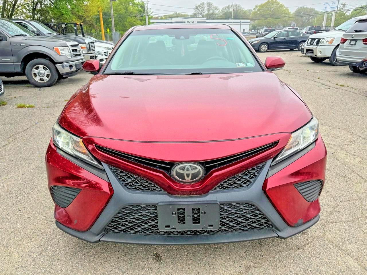 Toyota Camry Se