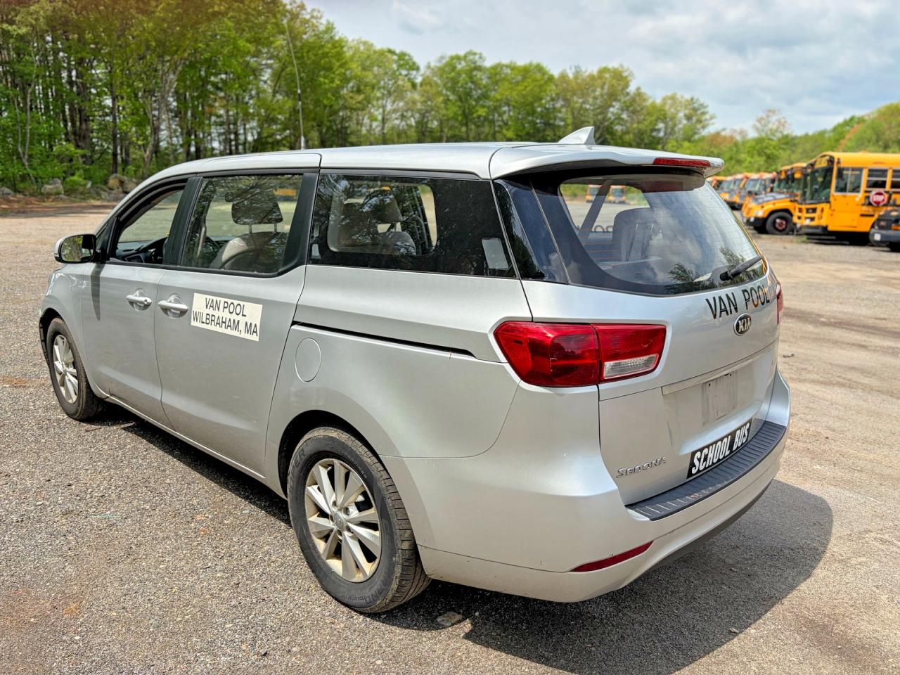 Kia Sedona L