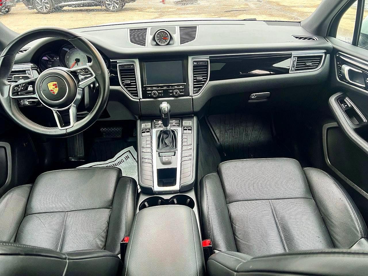 Porsche Macan S