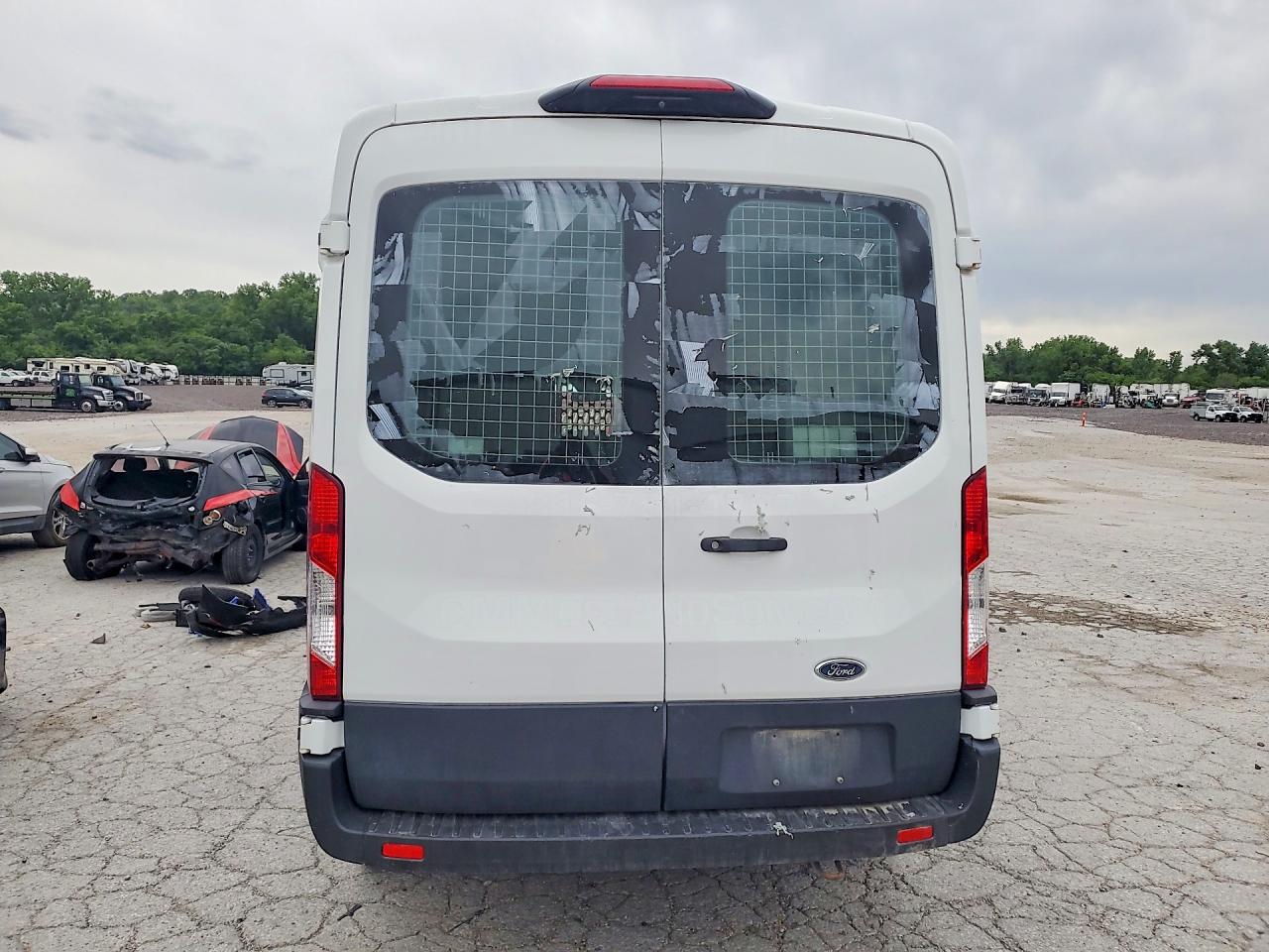 Ford Transit T-250
