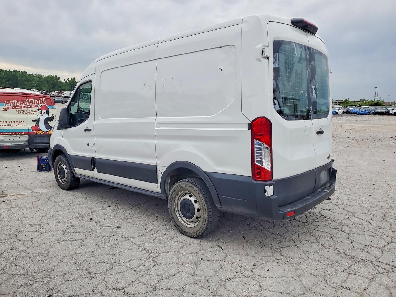 Ford Transit T-250