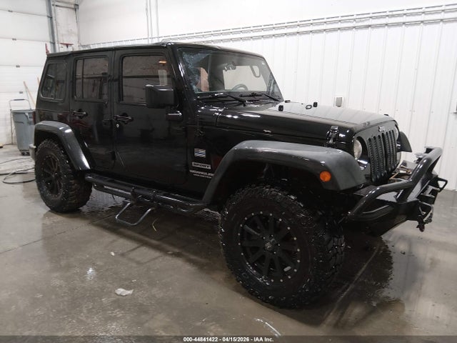 Salvage Jeep Wrangler Image