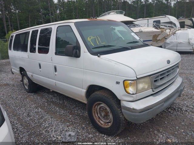Salvage Ford E-350 Image