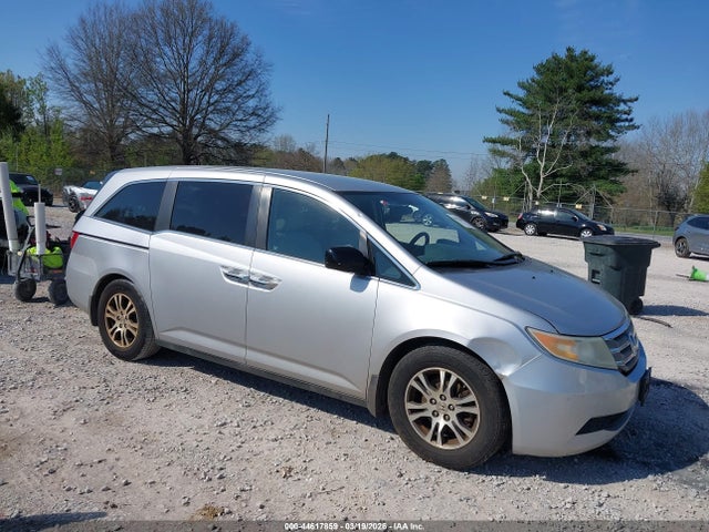 Salvage Honda Odyssey Image