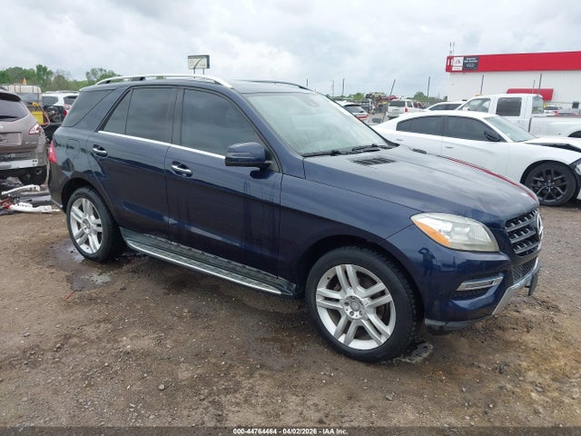 Salvage Mercedes-Benz M-Class Image