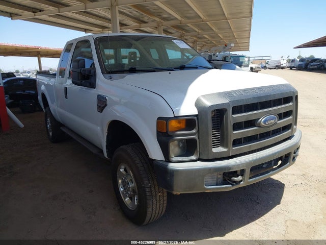 Salvage Ford F-350 Image