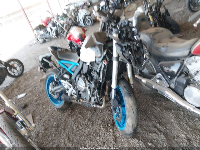 Suzuki Gsx800 R
