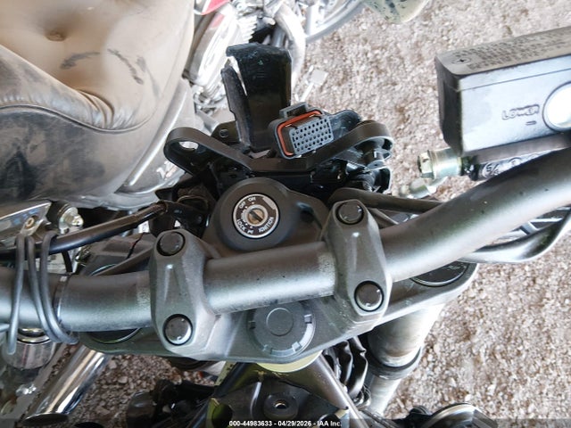 Suzuki Gsx800 R