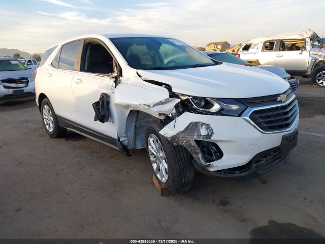 Salvage Chevrolet Equinox Image
